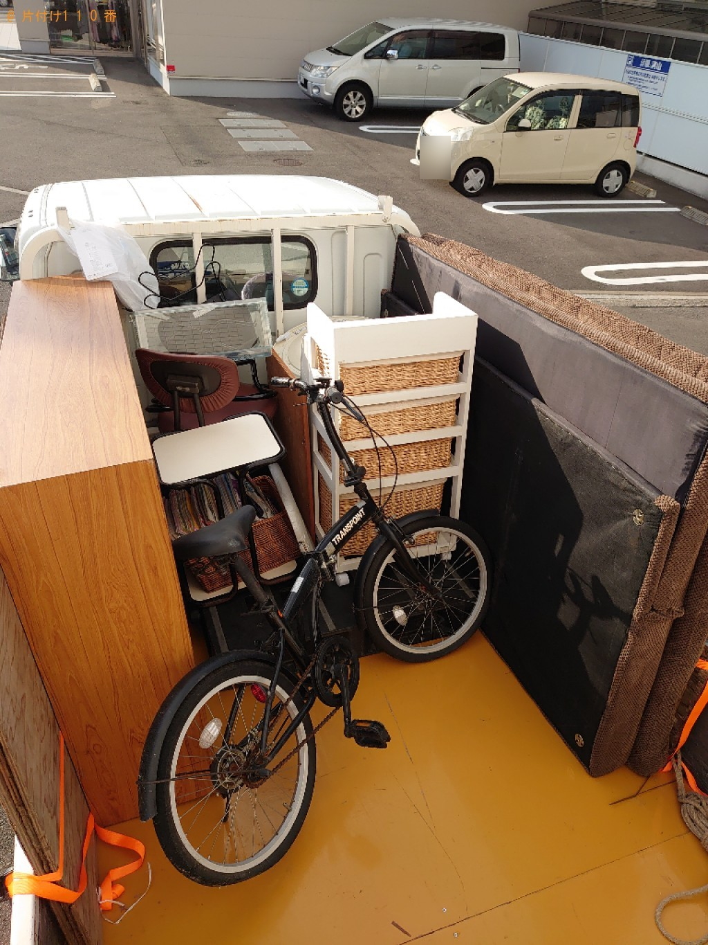 【松山市】本棚、タンス、椅子、自転車、ソファーベッド等の回収